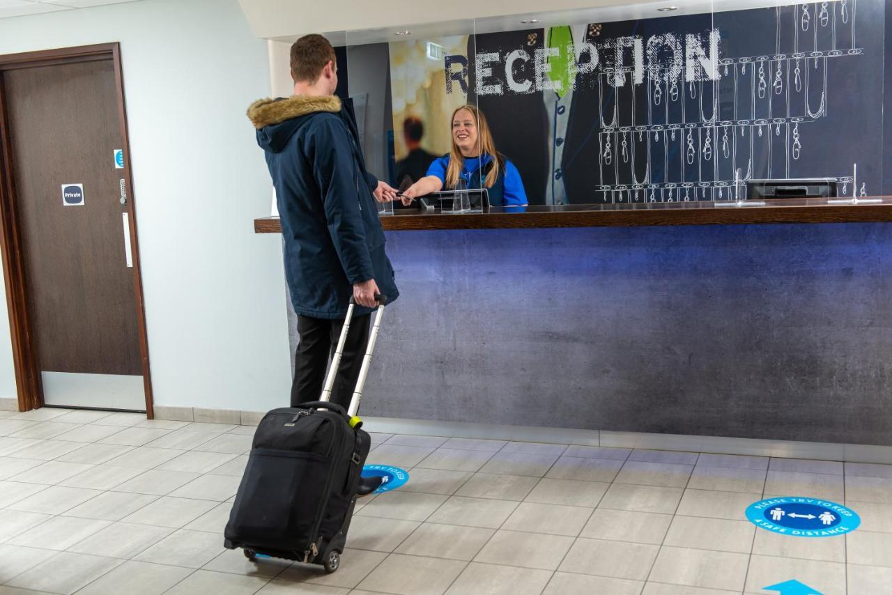 Ibis Budget Lancaster Centre Exteriör bild