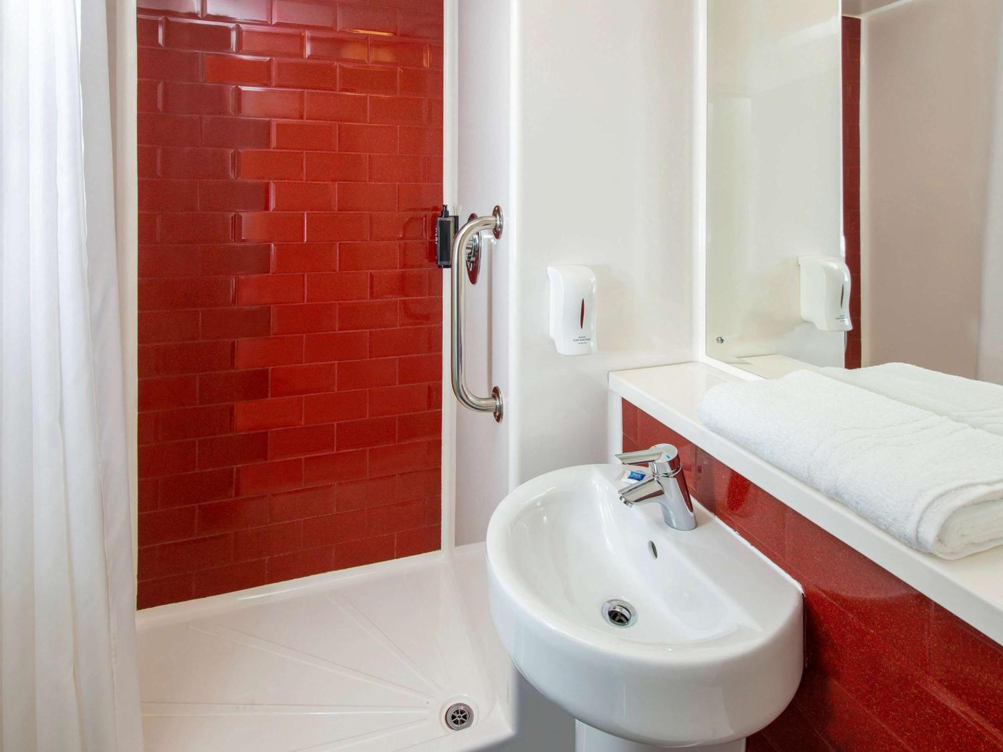 Ibis Budget Lancaster Centre Exteriör bild